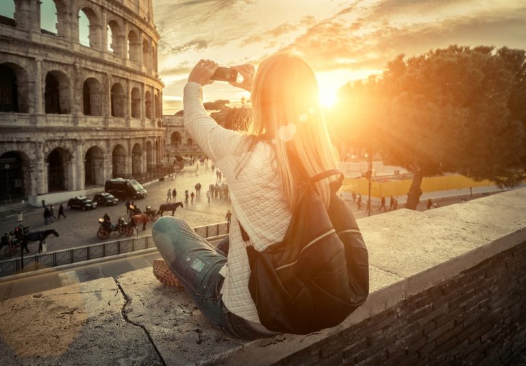 Participa por una beca por €2.000 para pasajes aéreos