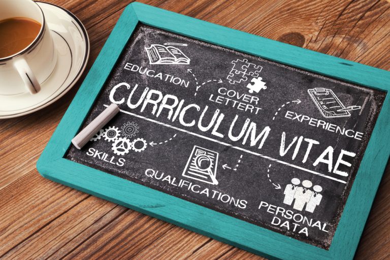 Cómo hacer un Curriculum Vitae en 2021