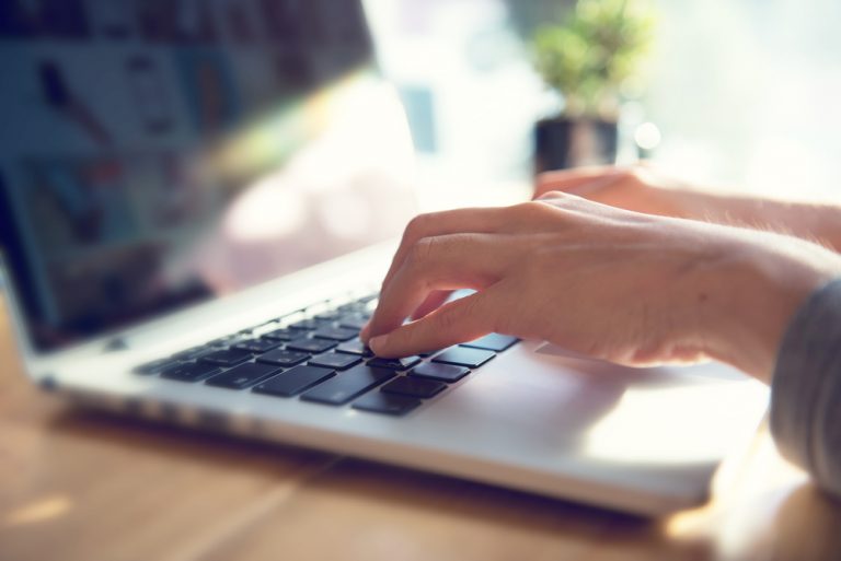 Cómo ser un genio en mecanografía con este curso en 2022