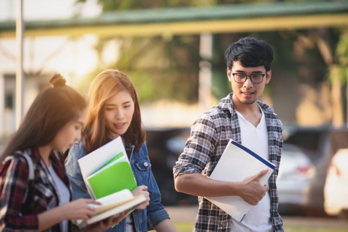 Becas para estudiantes