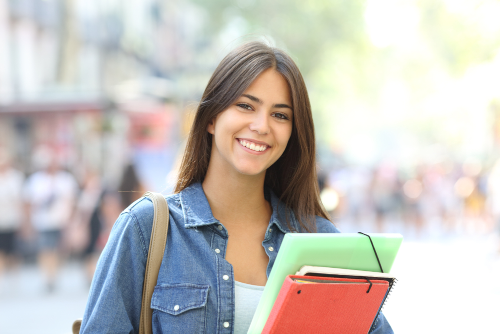 Becas para estudiar en España