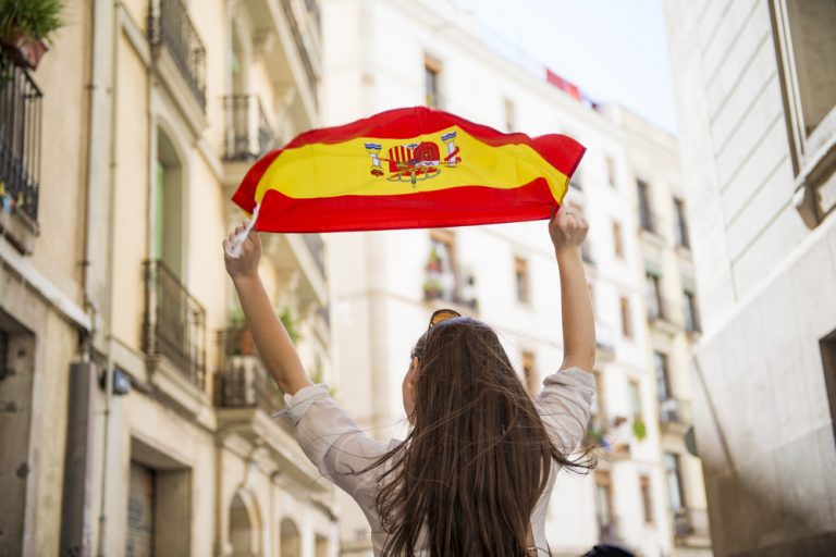 Escuela de Negocios de Barcelona ENEB ofrece 9 tipos de becas para latinos
