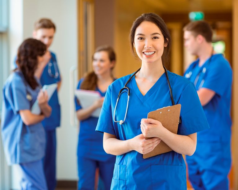 Escuela ELBS ofrece maestrías online para especializarse en el campo de la salud