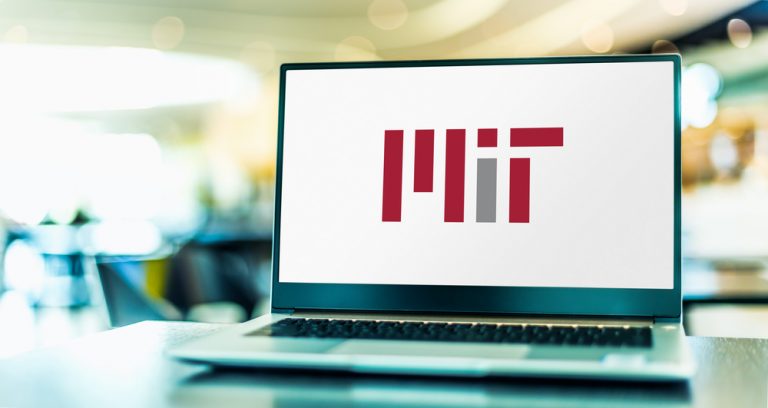 MIT ofrece más de 200 cursos gratis online en 2023